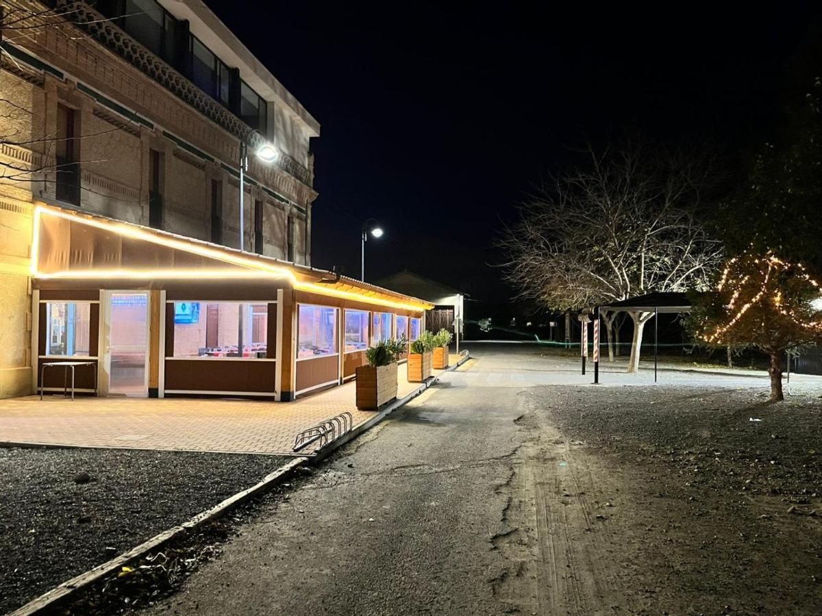 Albergue La Estacion Сеехін Екстер'єр фото